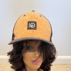 IO tree hat quark material